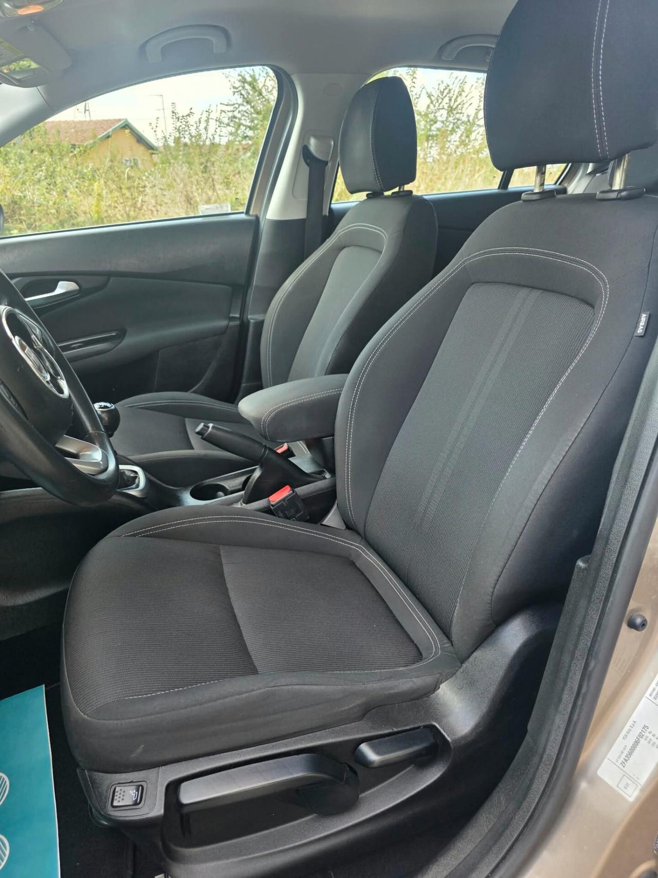 Fiat Tipo 1.6 Mjt S&S SW Lounge