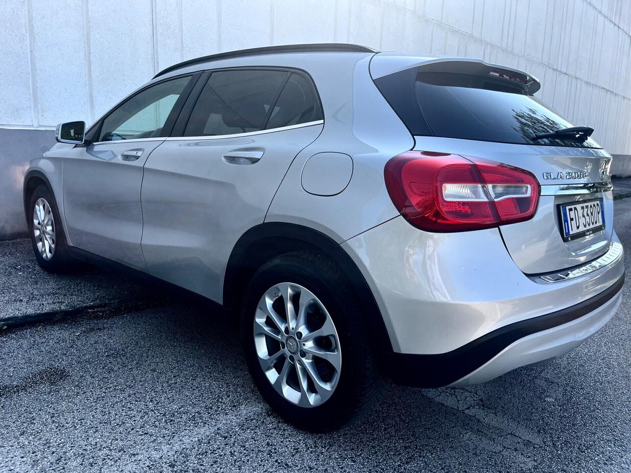 GLA 200 (136cv) MOTORE MERCEDES 4MATIC*AUTOMATICO
