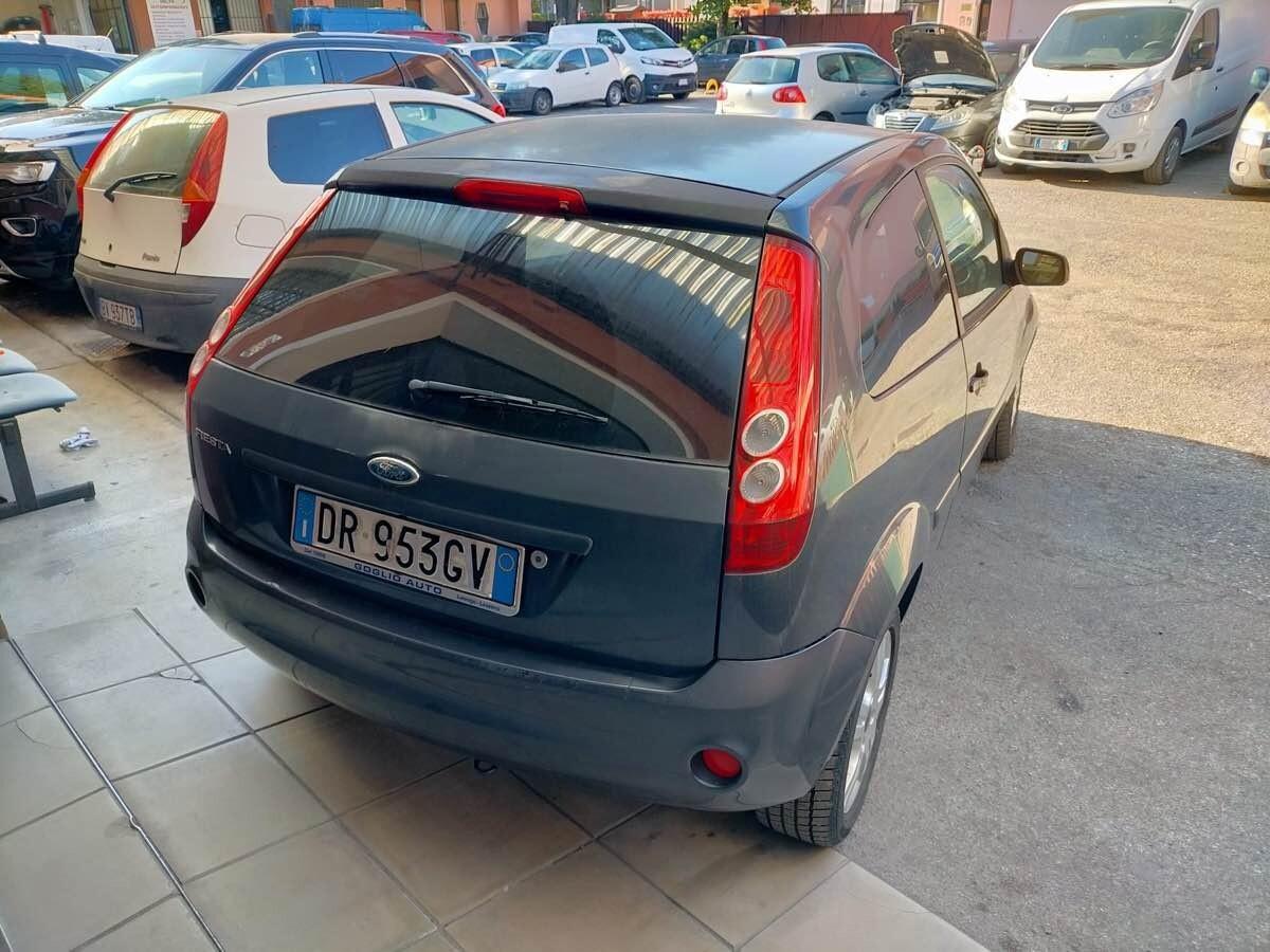 Ford Fiesta 1.2 GHIA