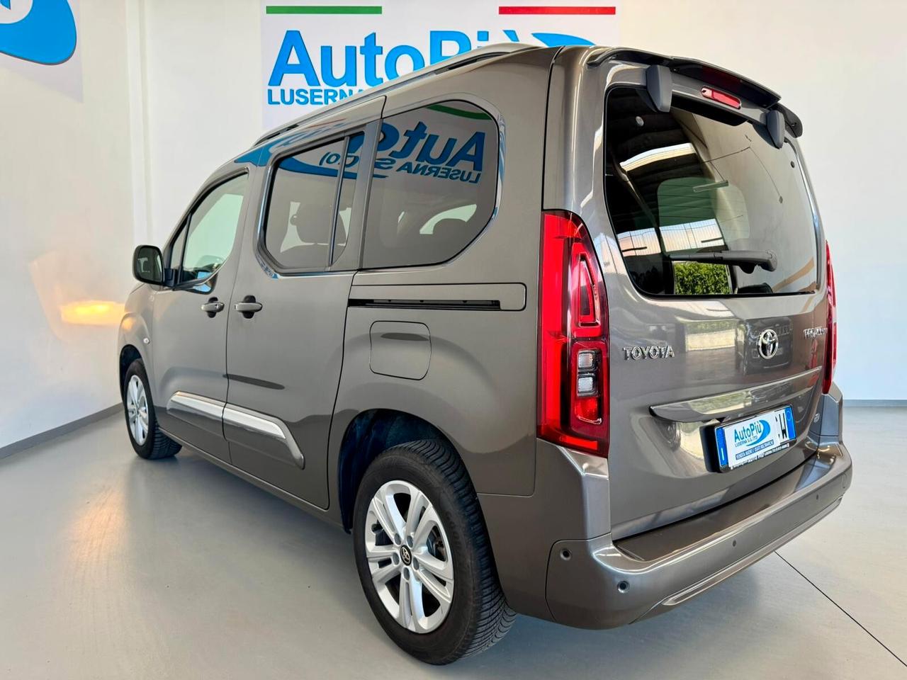 Toyota Proace City Verso 1.2 110 CV S&S Luxury