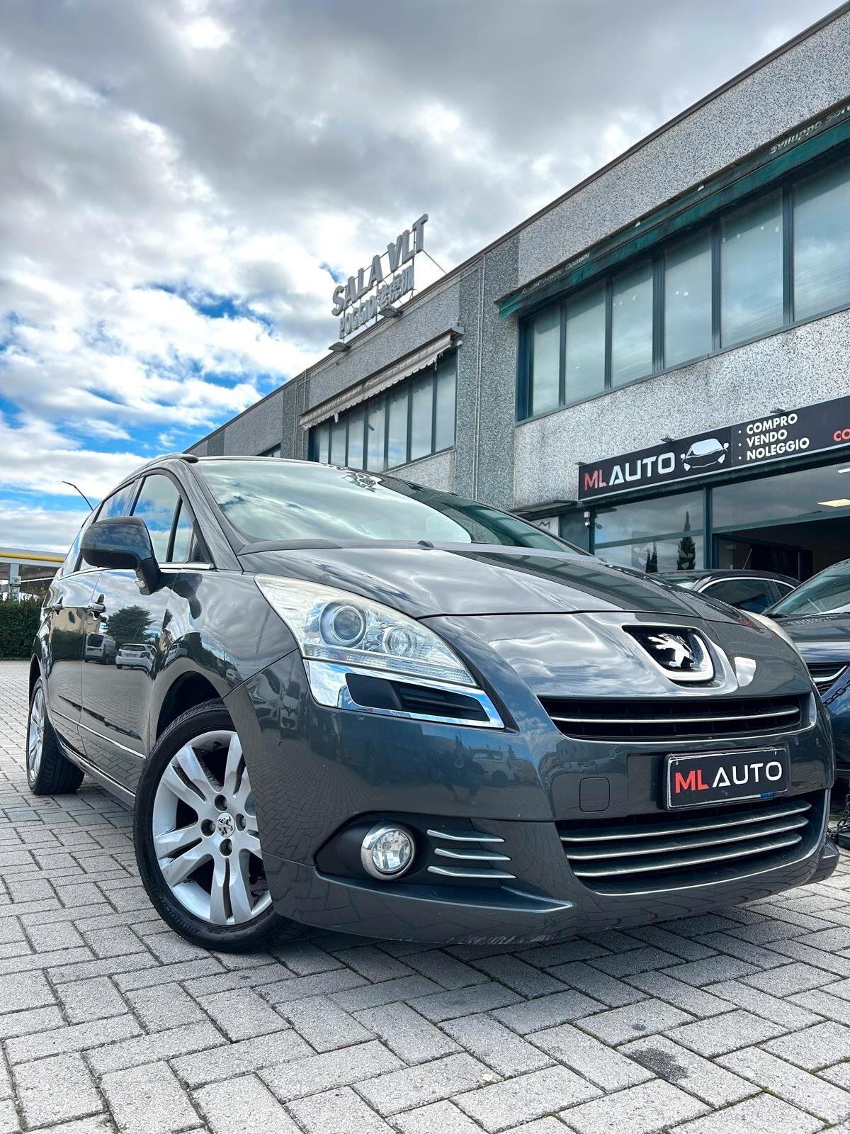 Peugeot 5008 1.6 HDi 112CV Féline 7 POSTI - ok neopatentato