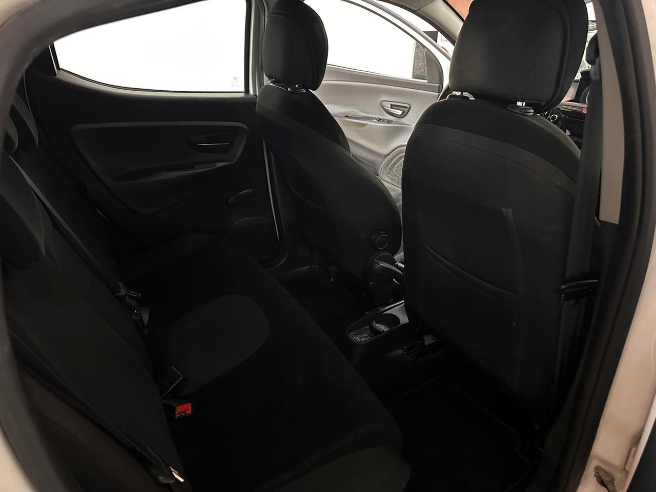 Lancia Ypsilon 1.2 69cv Gold NEO PATENTATI