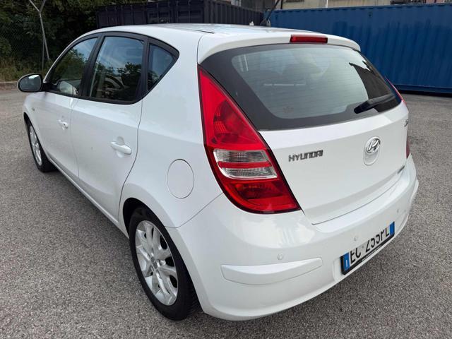 HYUNDAI i30 1.6 CRDi 90CV 6m. 5p. Limited Edition Bellissima