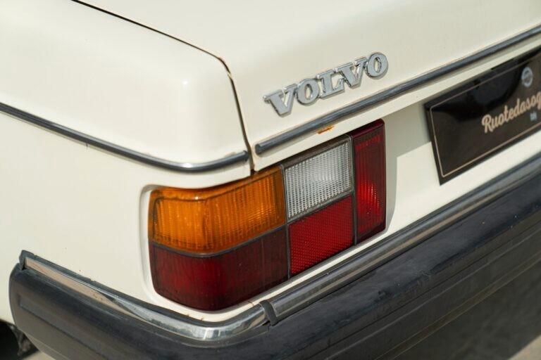 1982 VOLVO 244 GL - VLV00009