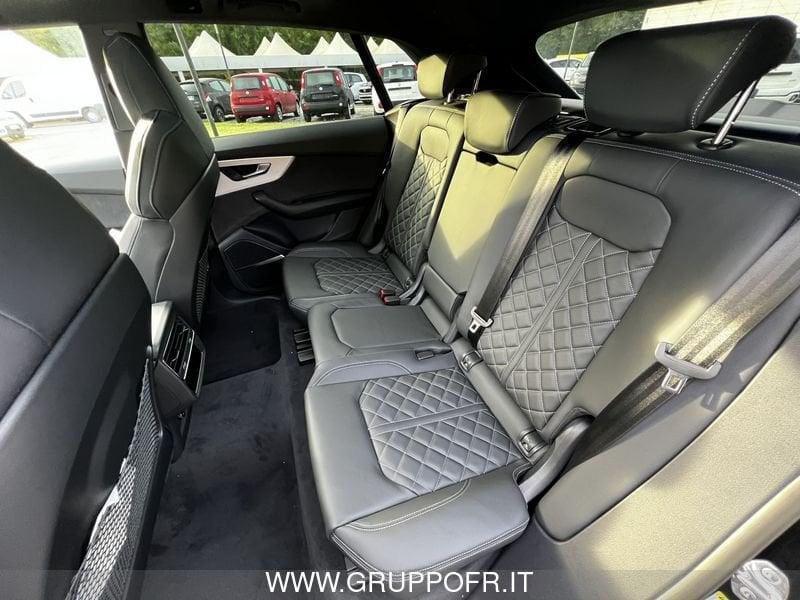 Audi Q8 Q8 SUV TDI quattro tiptronic Identity Black