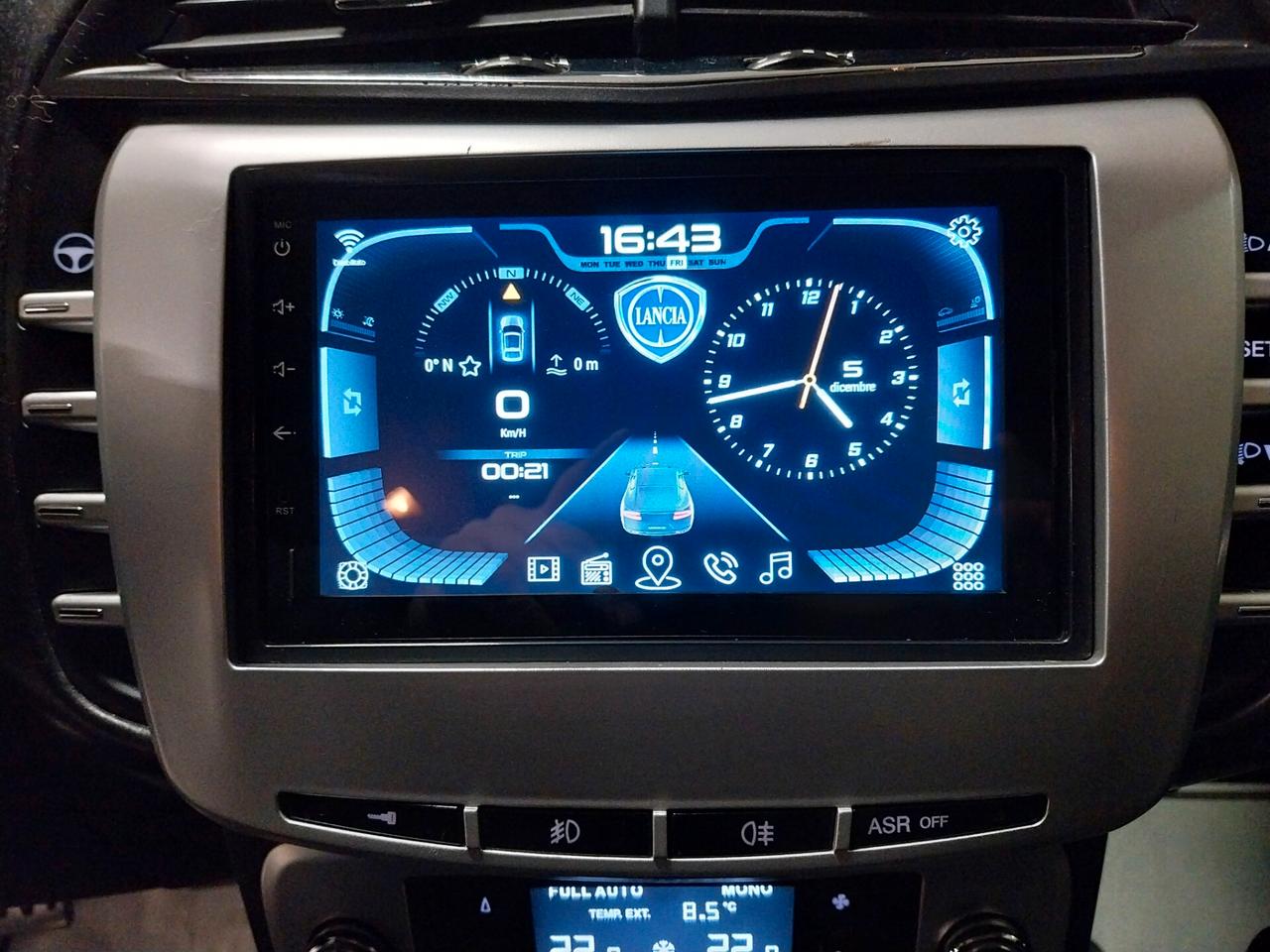 Lancia Delta 1.6 MJT DPF Platinum - ok neopatentati