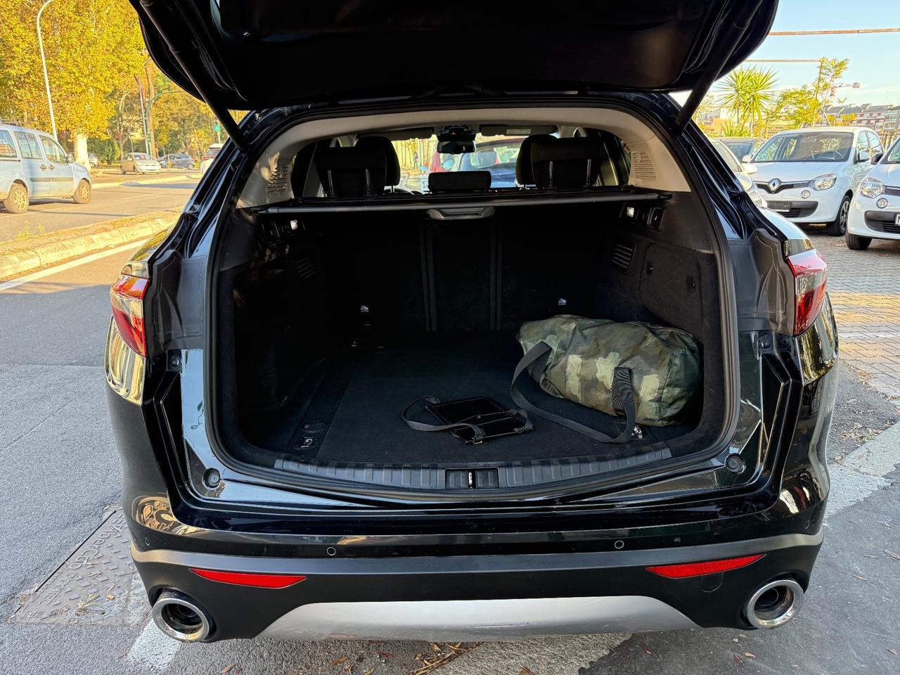 Alfa Romeo Stelvio 2.2 Turbodiesel 160 CV AT8 RWD Business