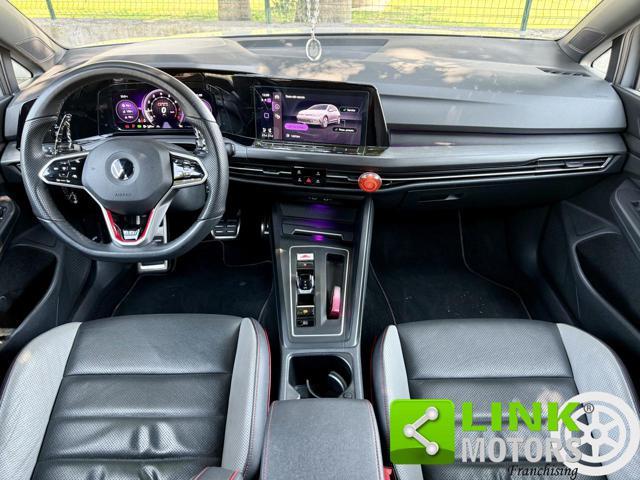 VOLKSWAGEN Golf GTI 8 performance