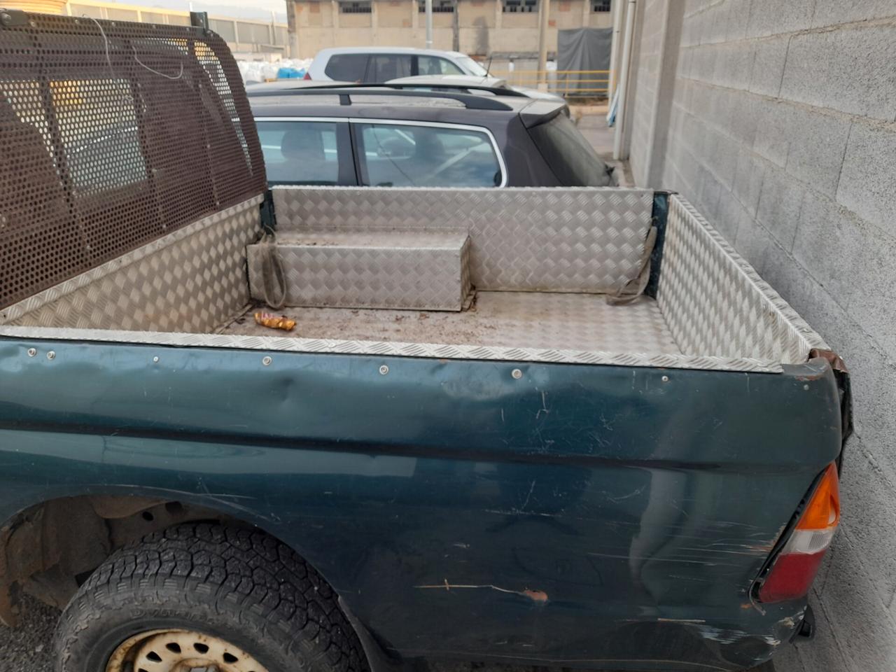 Mitsubishi L200 2.5 TDI 4WD Double Cab Pick-up GLX