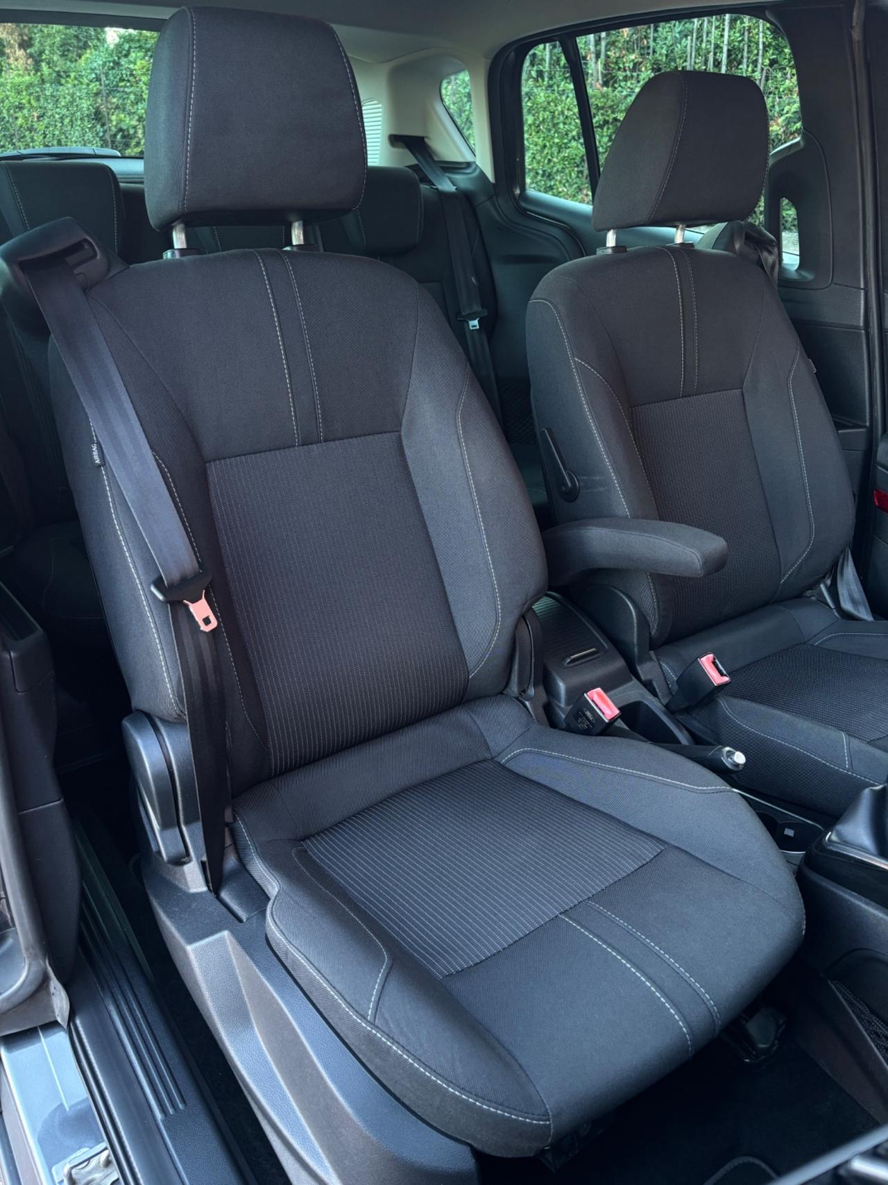 Ford B-Max 1.4 GPL Titanium