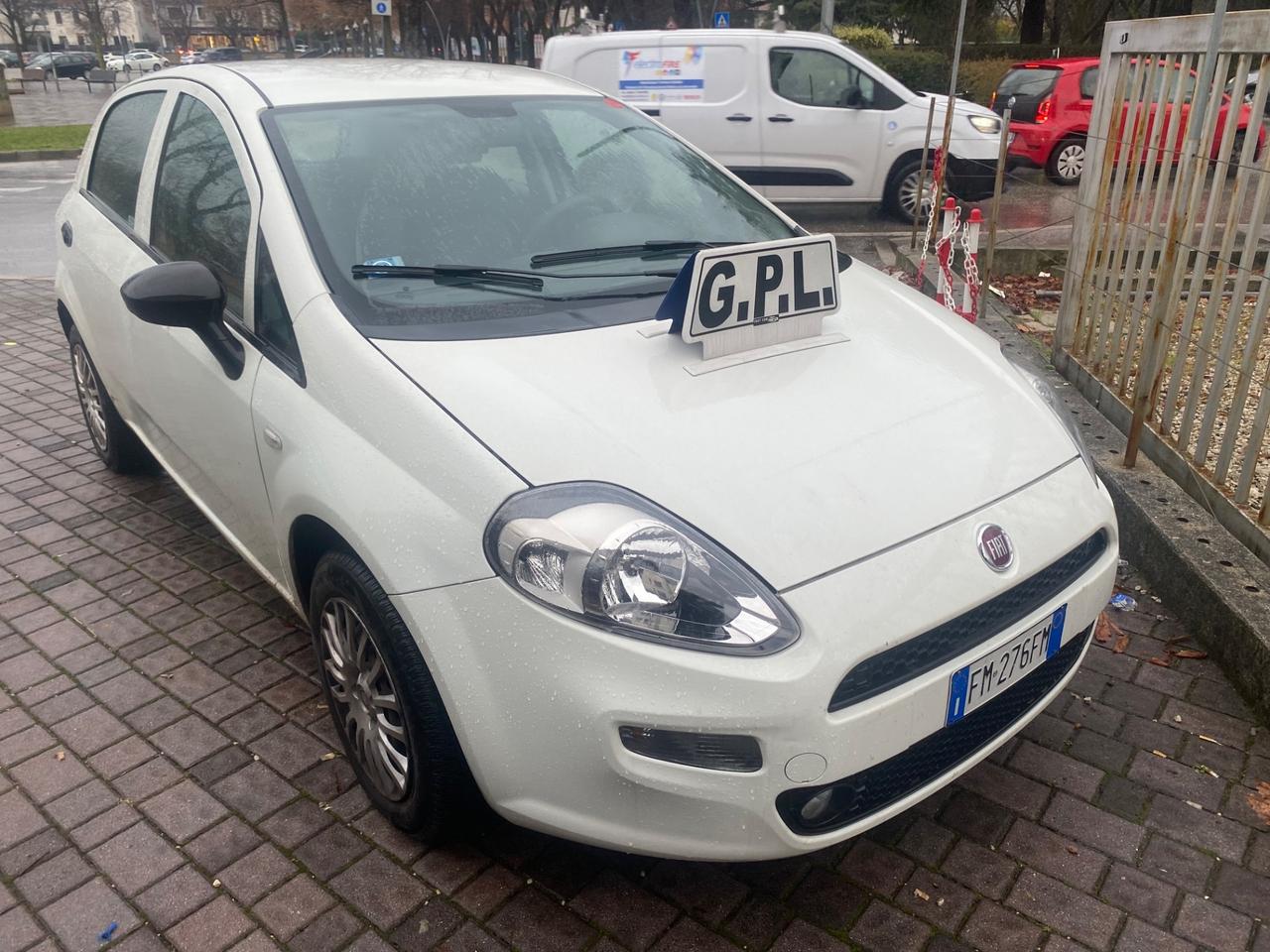 Fiat Punto 1.4 8V 5 porte Easypower Street