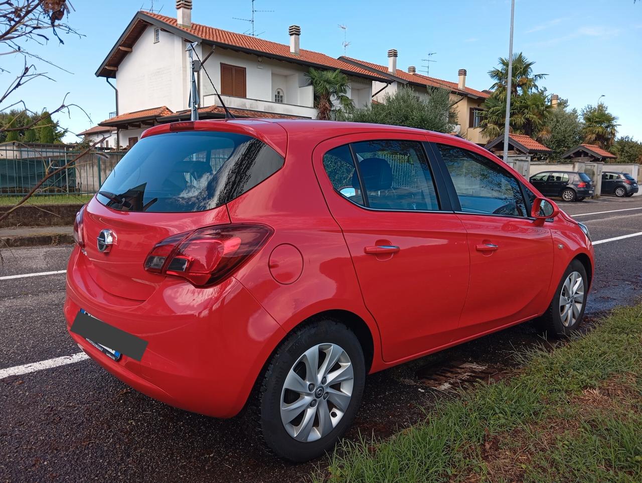 Opel Corsa 1.4 5 porte Cosmo Permute