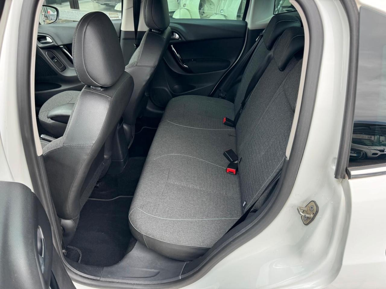 Citroen C3 PureTech 82 Live Edition