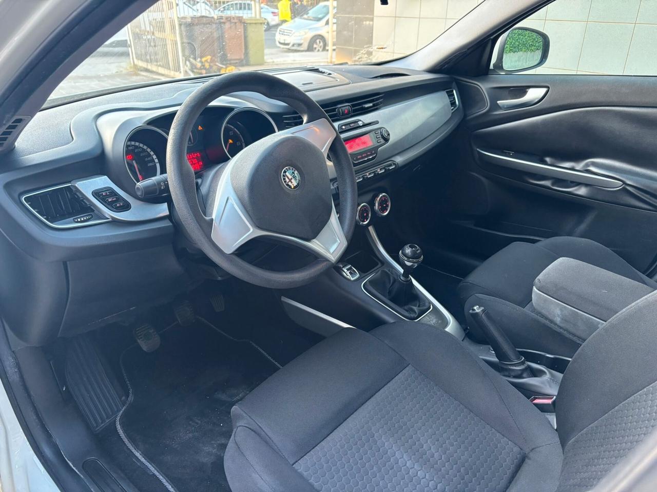 Alfa Romeo Giulietta 1.6 JTDm-2 105 CV Exclusive