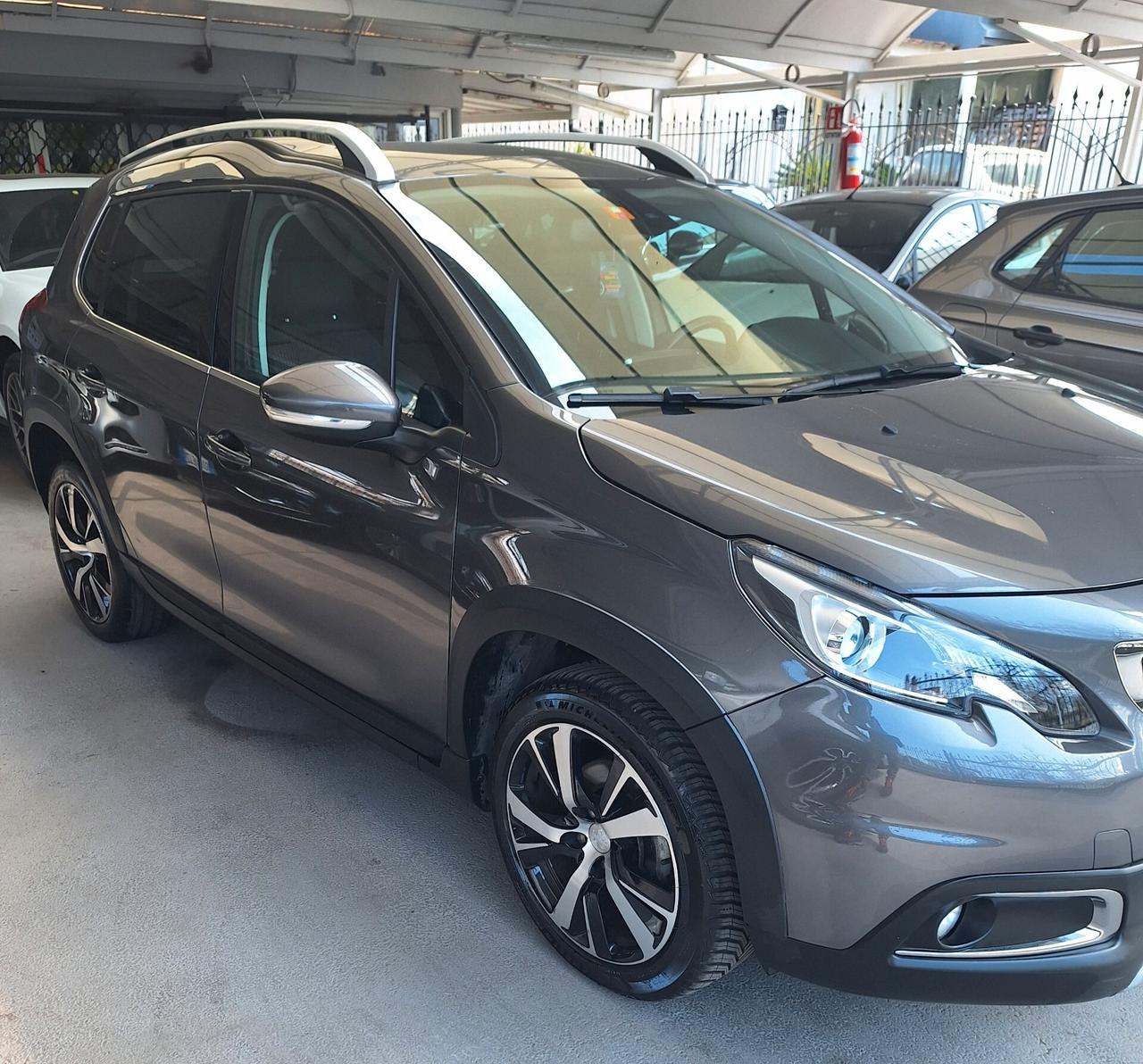 Peugeot 2008 BlueHDi 100 Allure