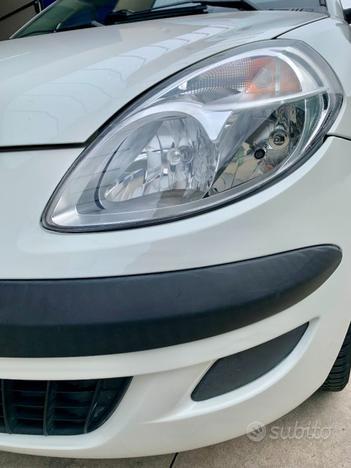 LANCIA Ypsilon 1.2 69 CV Diva NEOPATENTATI