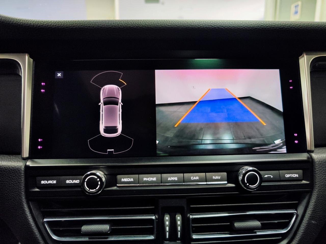 Porsche Macan 2.0 245cv Tetto Led