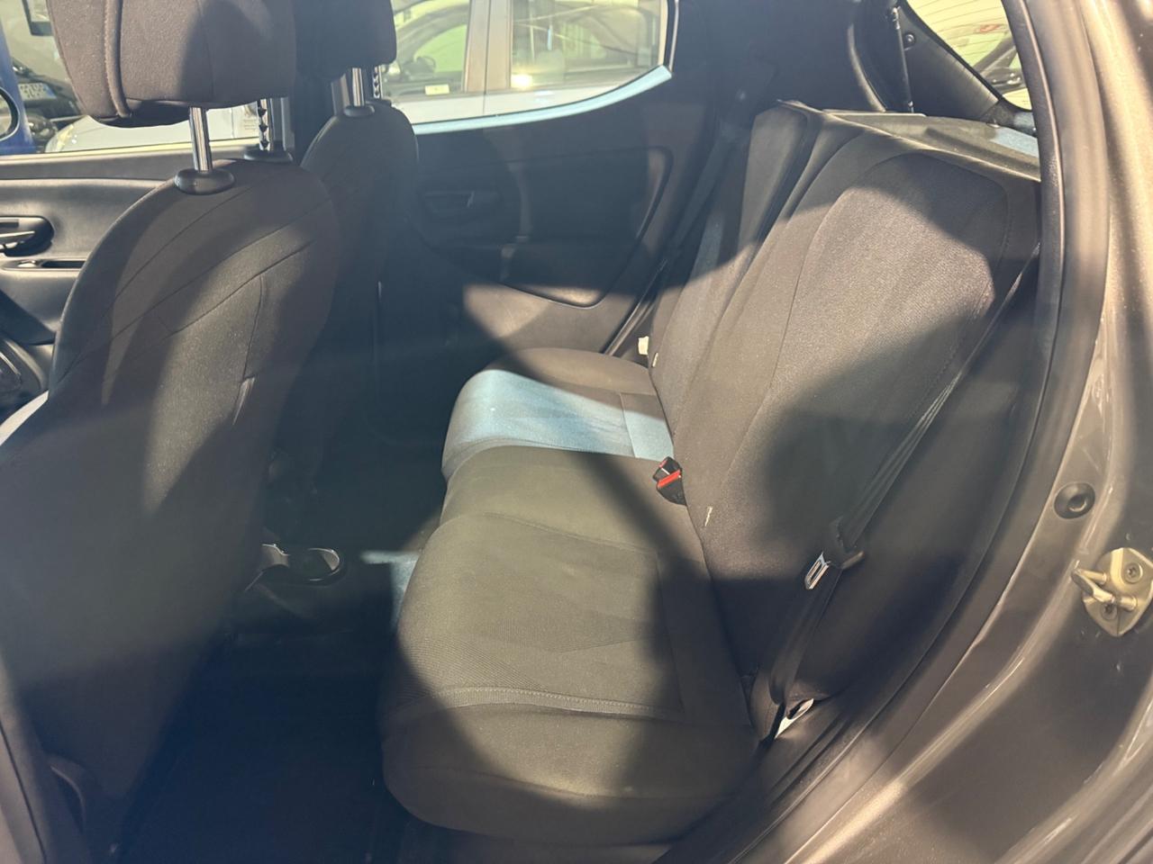 Lancia Ypsilon 1.0 FireFly 5 porte S&S Hybrid Ecochic Gold