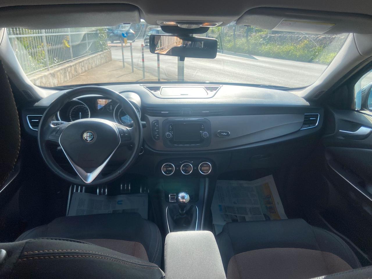 Alfa Romeo Giulietta 1.6 JTDm-2 105 CV Exclusive