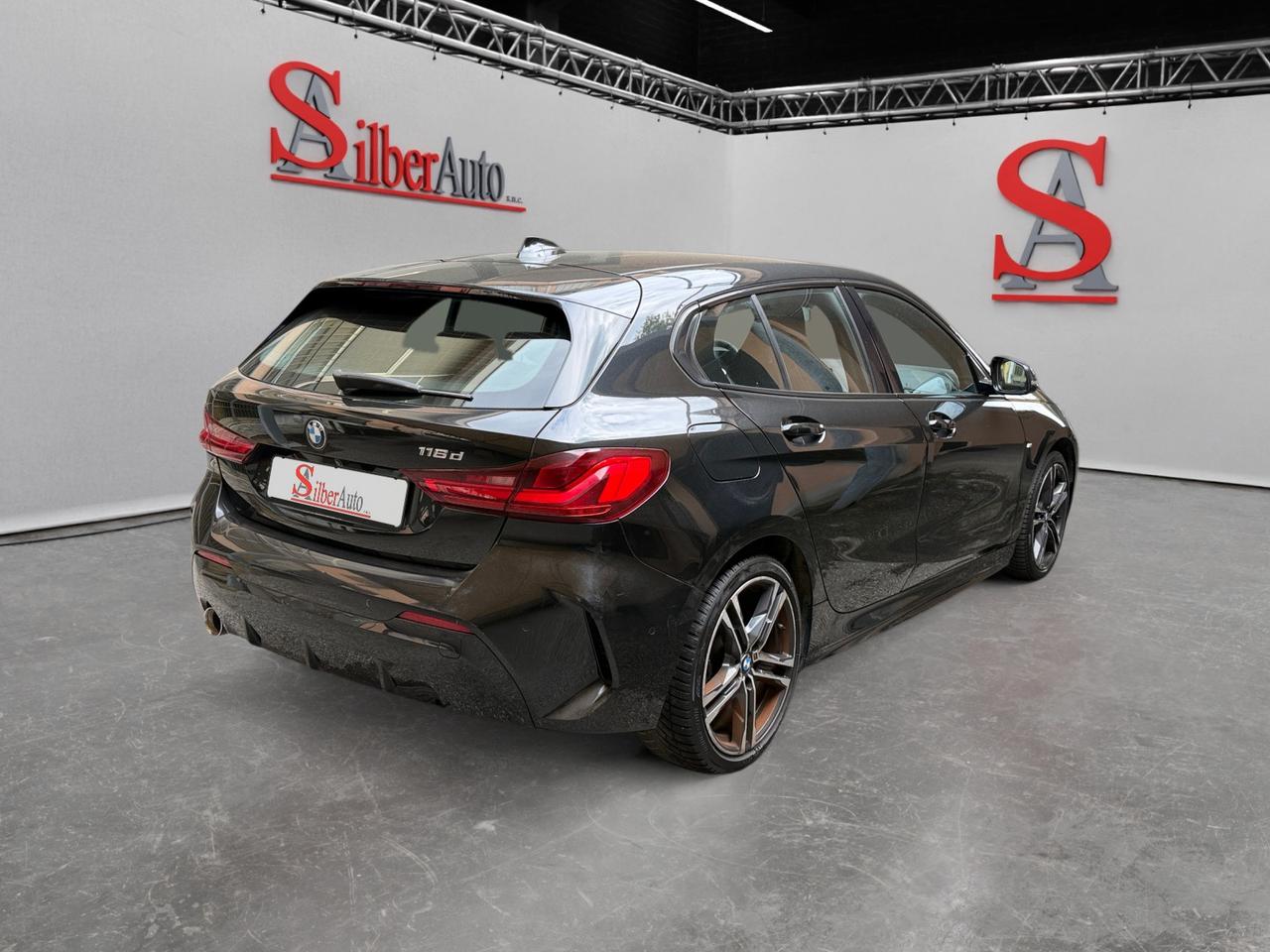 BMW 116 d M-sport -SEDILI A GUSCIO M"