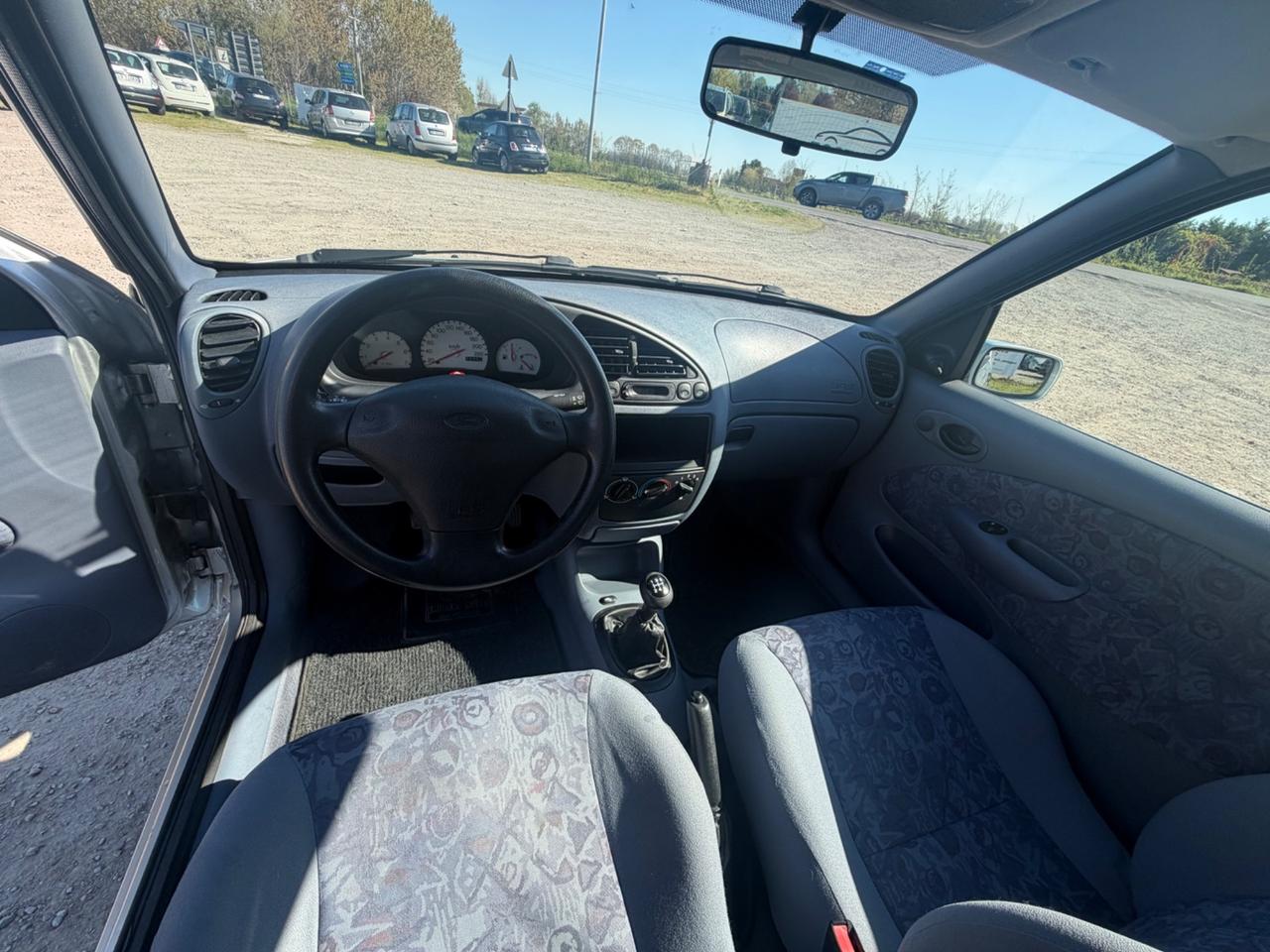 Ford Fiesta 1.2i 16V