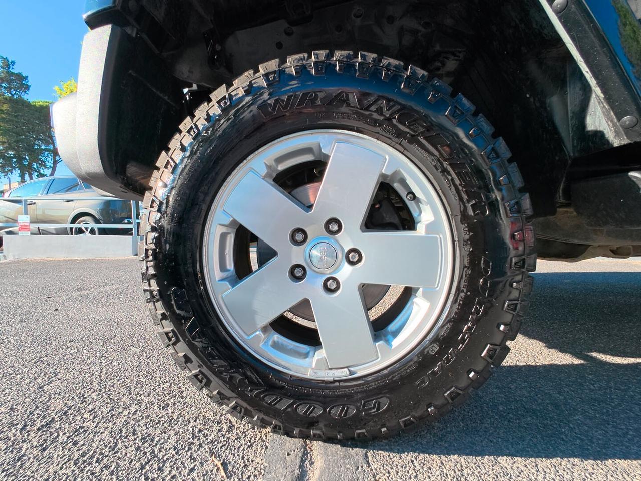 Jeep Wrangler 2.8 CRD DPF Sahara Auto