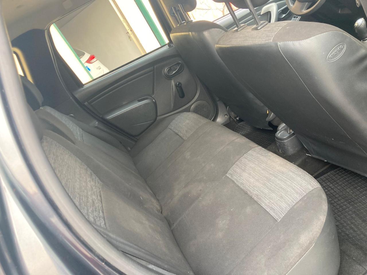 Dacia Duster 1.6 101 CV 4x2 GPL Lauréate