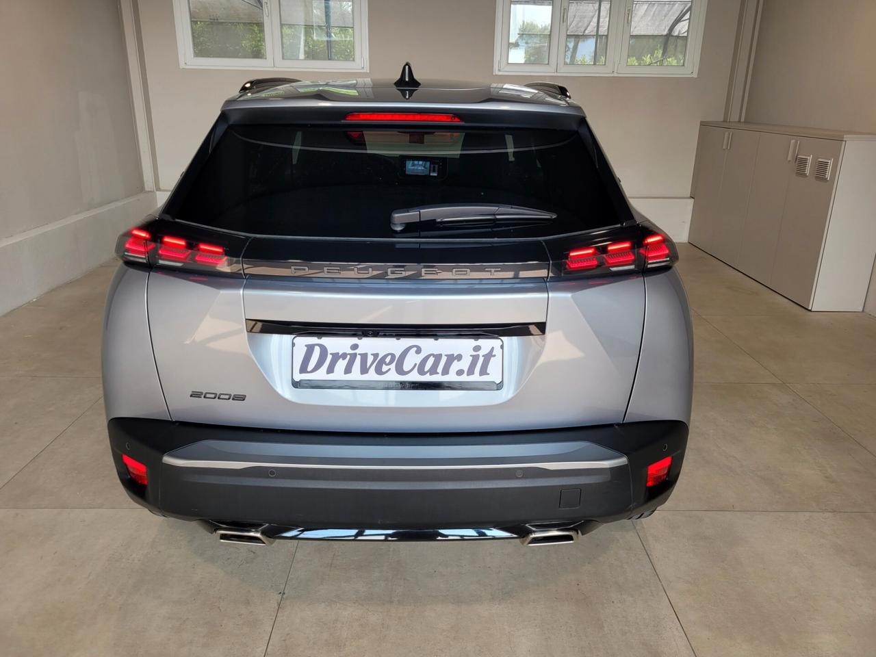 Peugeot 2008 1.2 ALLURE AUT. CRUISE LED CARPLAY PELLE NAVI