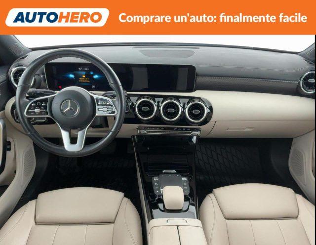 MERCEDES-BENZ CLA 200 d Automatic Shooting Brake Sport