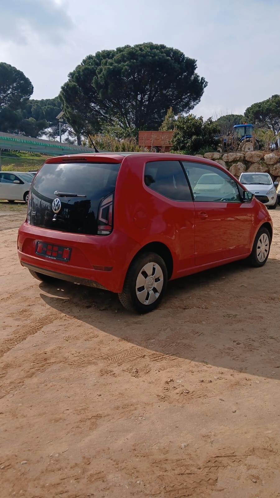 Volkswagen up! 2018