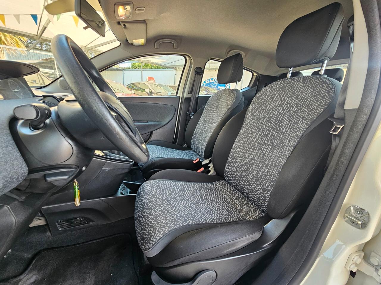 Lancia Ypsilon 1.2 GPL Ecochic Elefantino Blu 5P