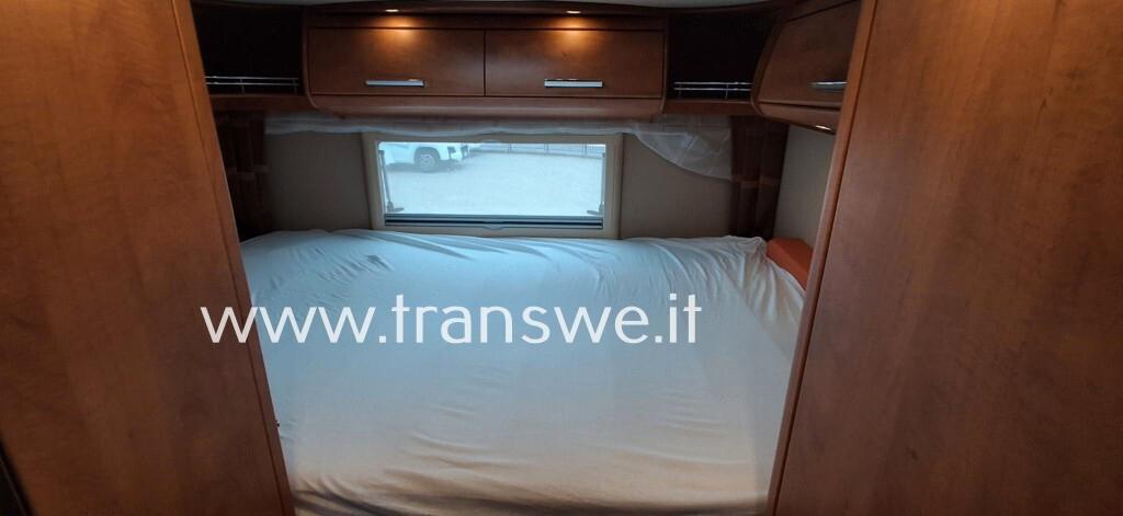 Carthago Chic C-Line T4.2 Camper semintegrale con letto matrimoniale in coda