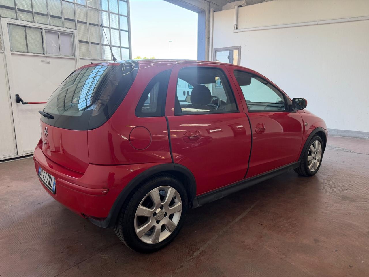 Opel Corsa 1.2 5 porte