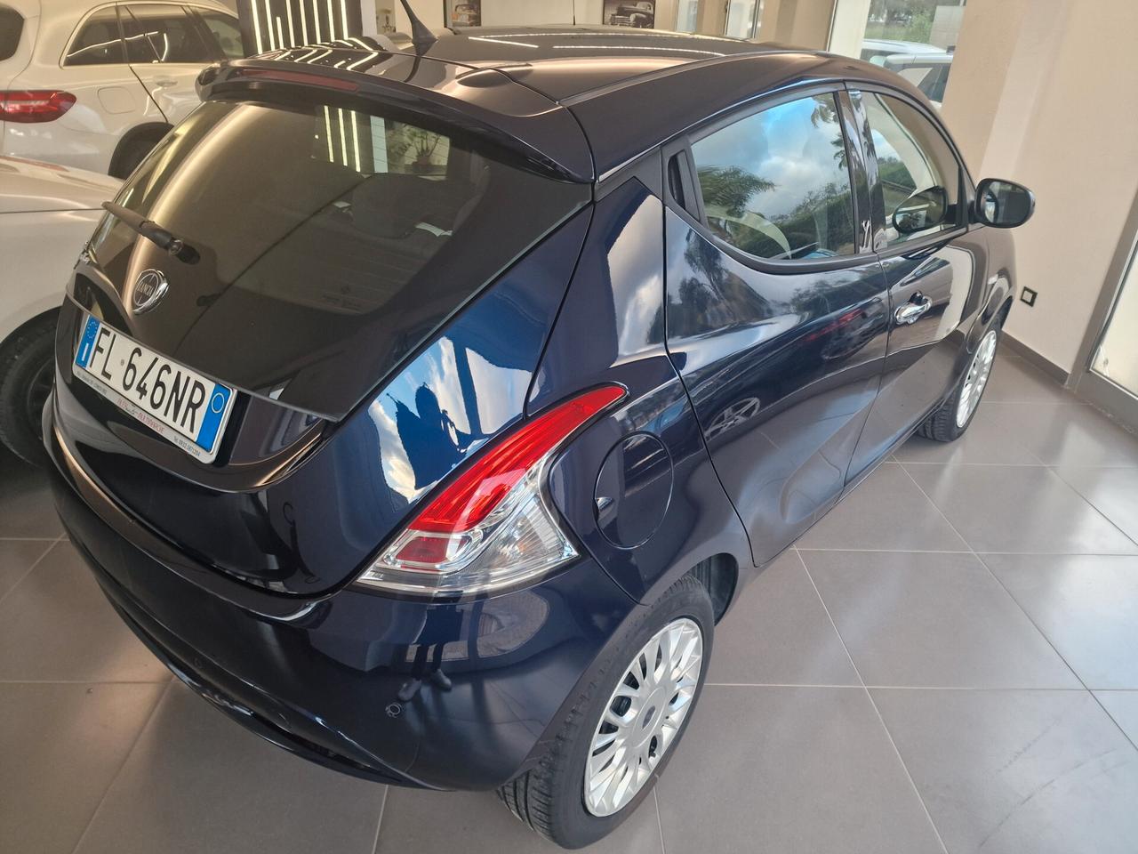 Lancia Ypsilon 1.3 MJT 16V 95 CV 5 porte S&S Gold