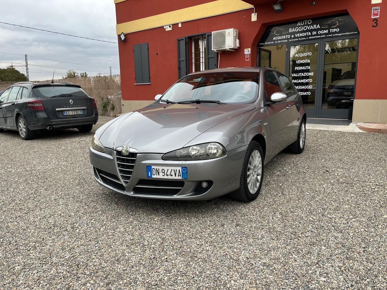 Alfa Romeo 147 1.9 JTD (120) 5 porte Distinctive