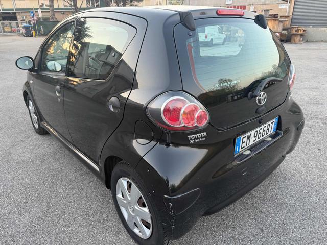 TOYOTA Aygo 1.0 12V VVT-i 5p Deep Ocean Connect Bellissima