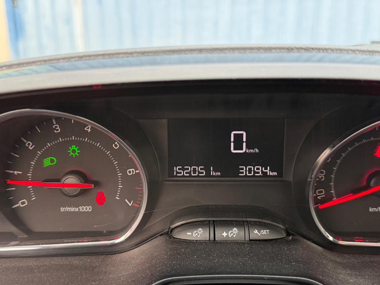 Peugeot 208 1.2 VTi 82 CV 3 porte Access