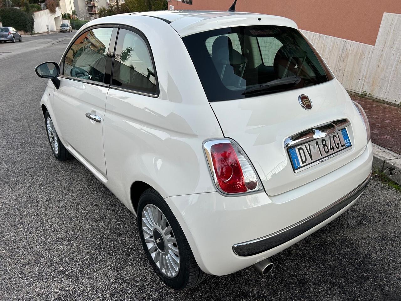 Fiat 500 1.2 Lounge ideale per neopatentati