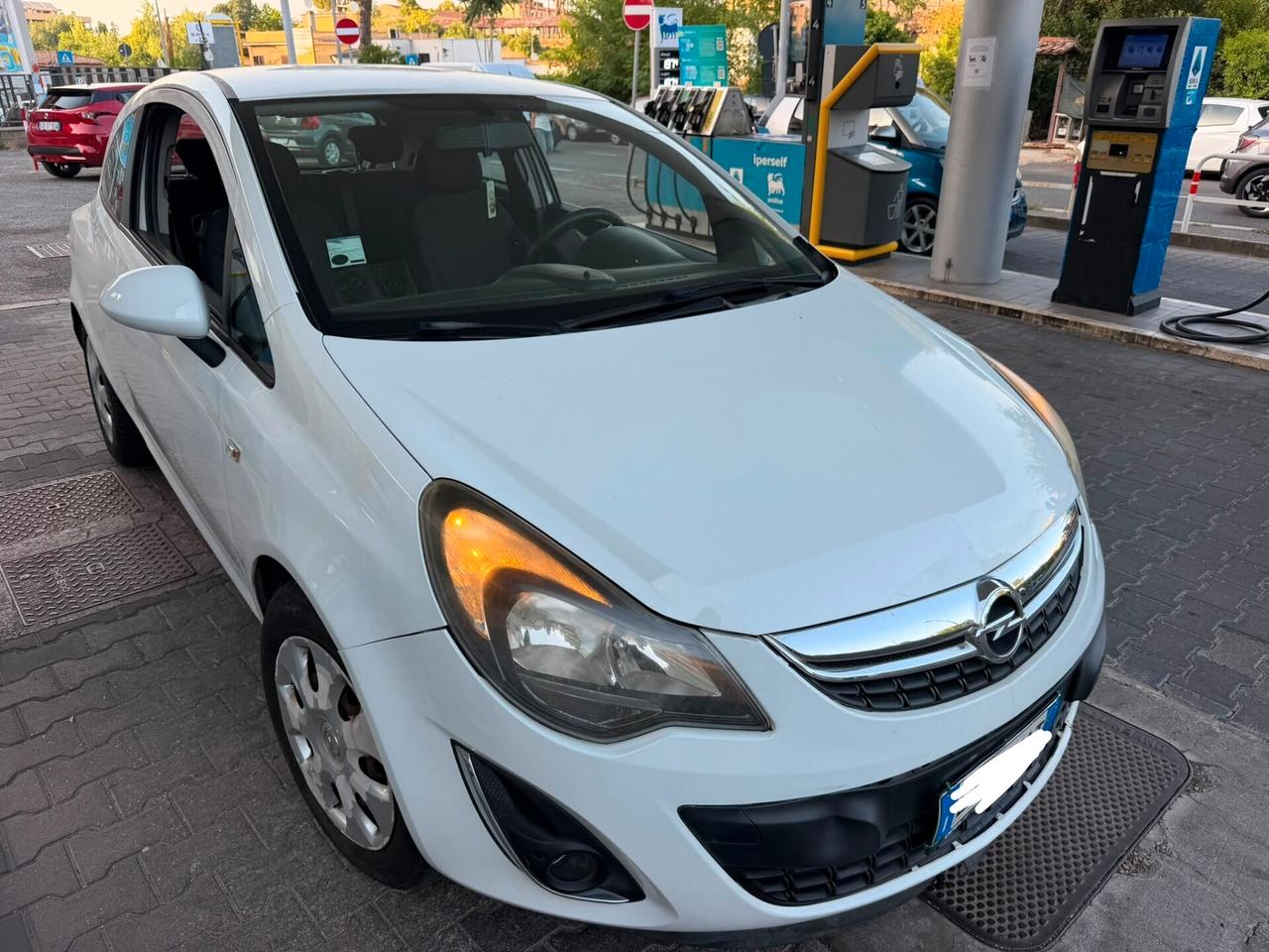 Opel Corsa 1.2 Edition offerta del mese