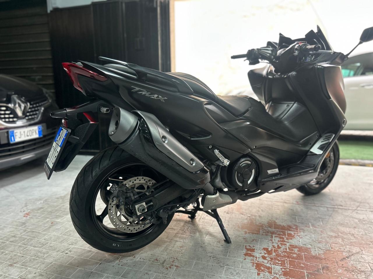 Yamaha T Max 560