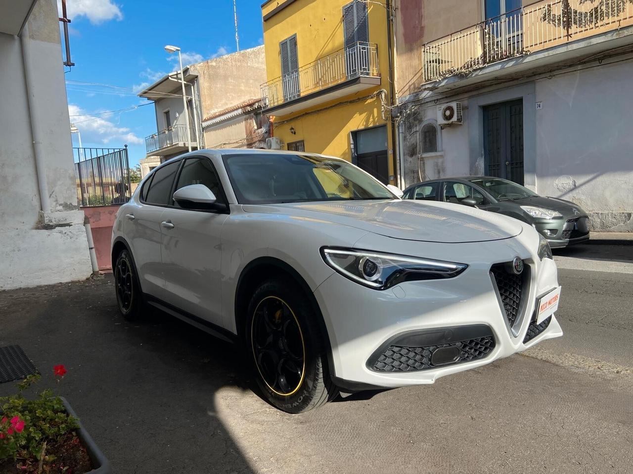 Alfa Romeo Stelvio 2.2 Turbodiesel 160 CV AT8 RWD Business