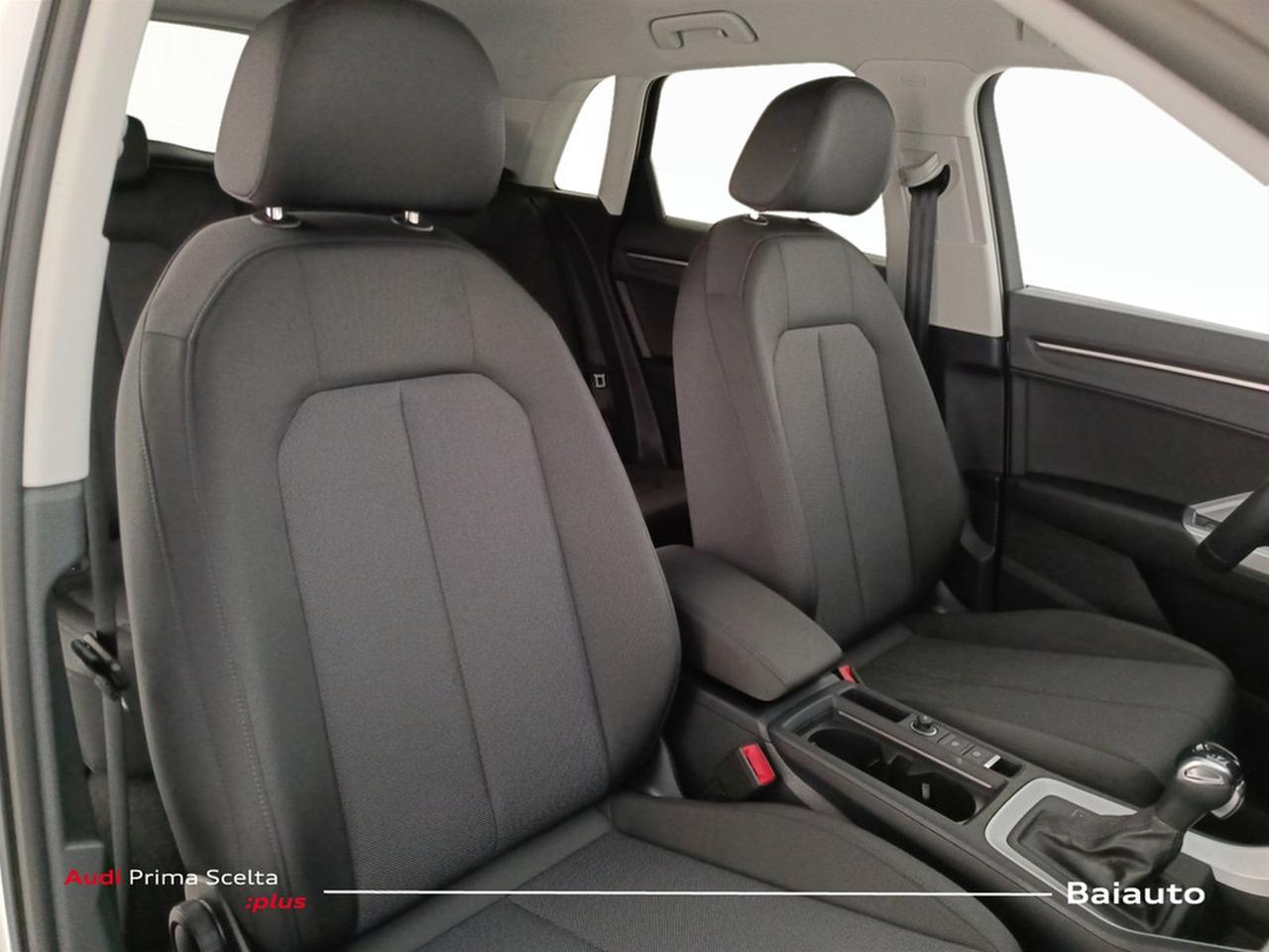 Audi Q3 35 2.0 tdi business advanced s tronic