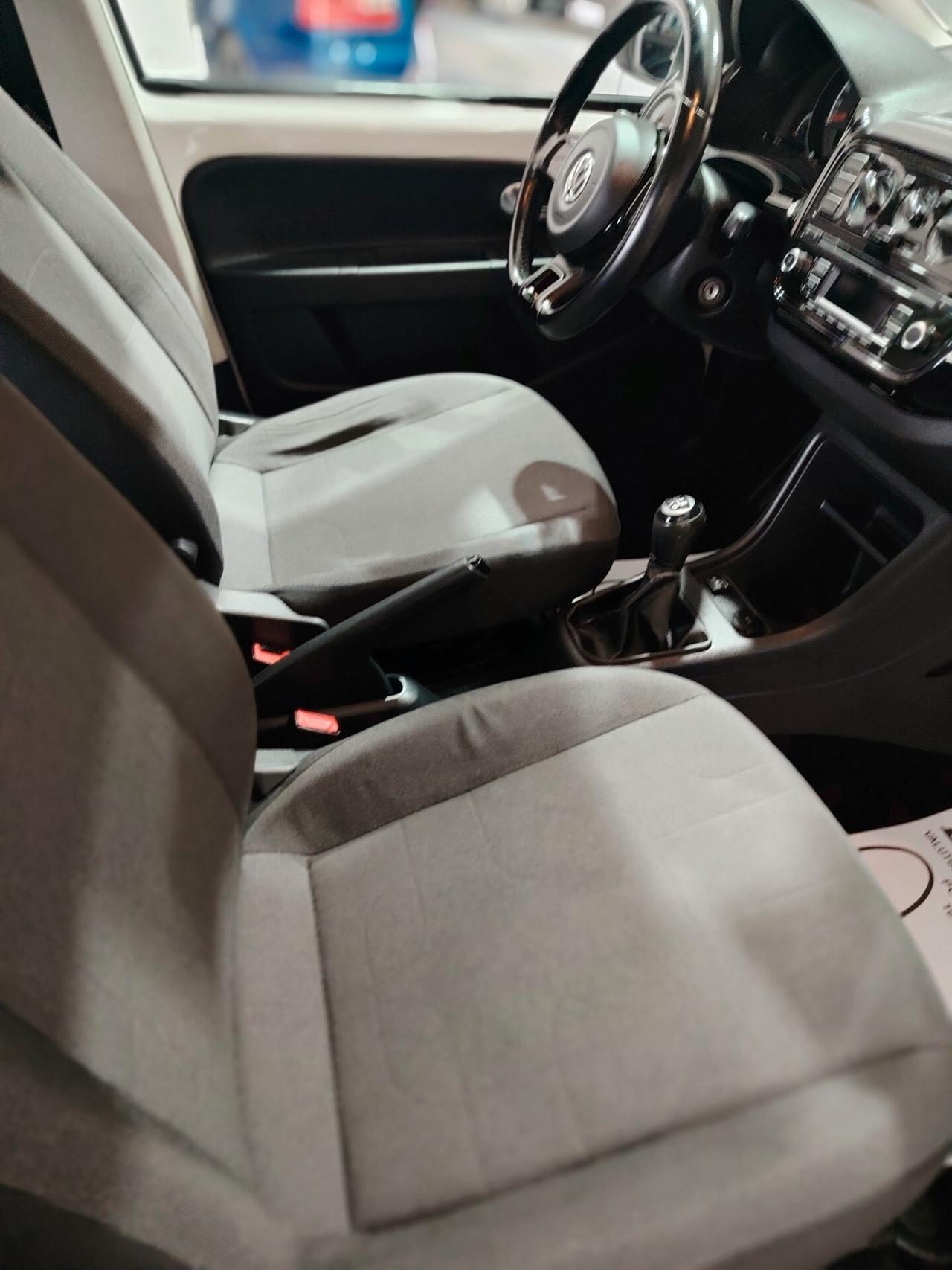 Volkswagen up! 1.0 75 CV 5p. high