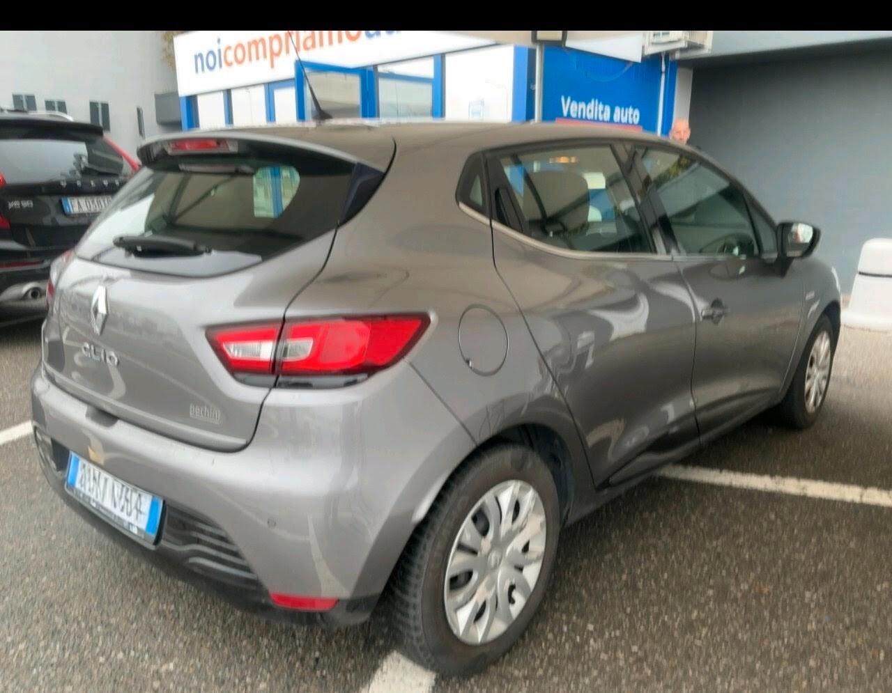 Renault Clio 1.2 75CV GPL 5 porte Costume National