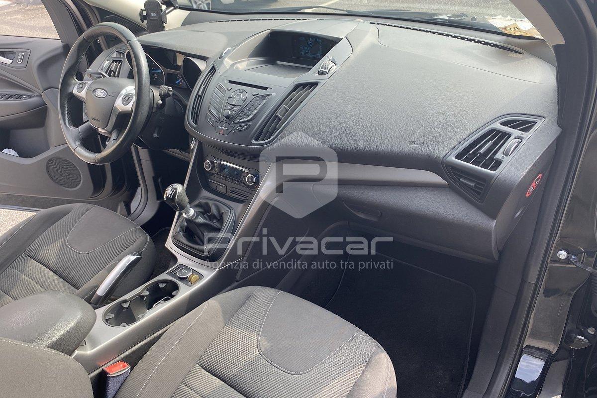 FORD Kuga 2.0 TDCI 140 CV 2WD