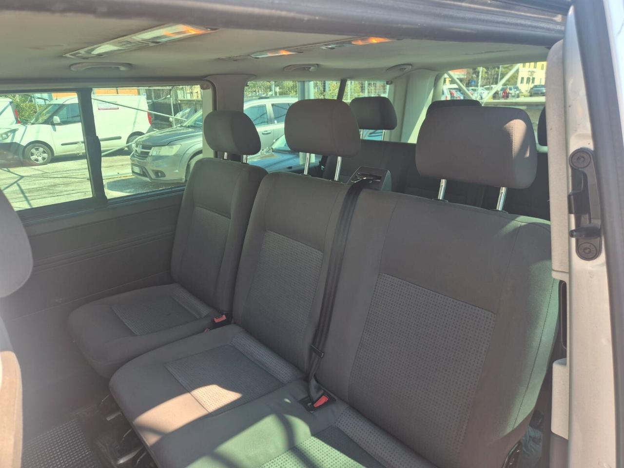 Volkswagen Transporter 2.5 TDI/130CV 9 posti PROBLEMI MOTORE