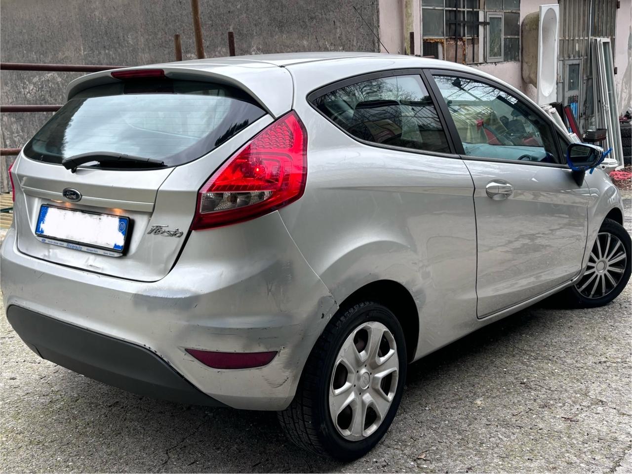 Ford Fiesta 1.2 82CV 3 porte Titanium