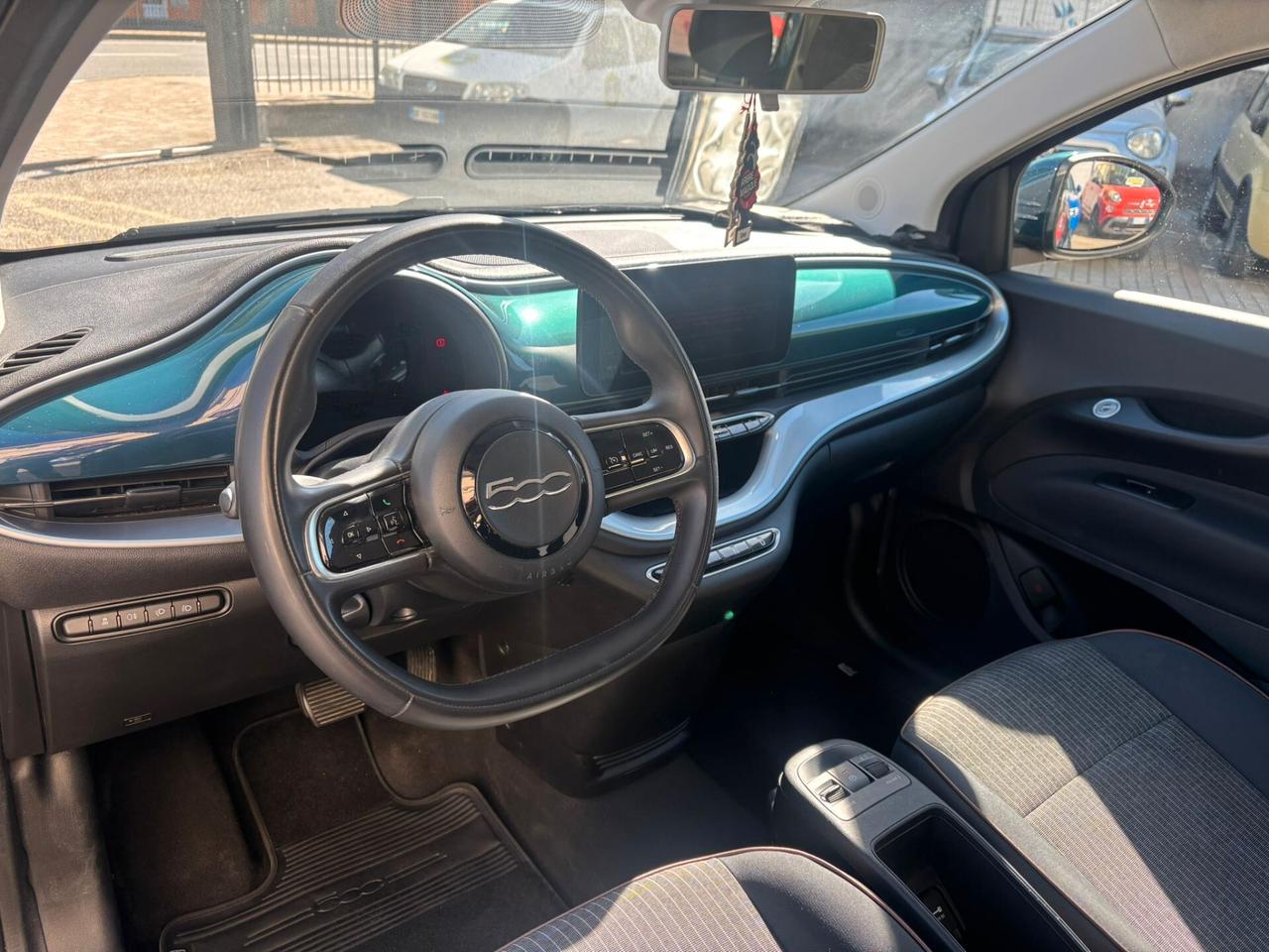 Fiat 500 500e Berlina 42 kWh Icon