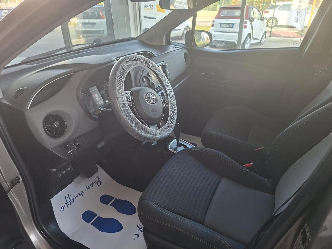 Toyota Yaris 1.5 Hybrid 5 porte Active