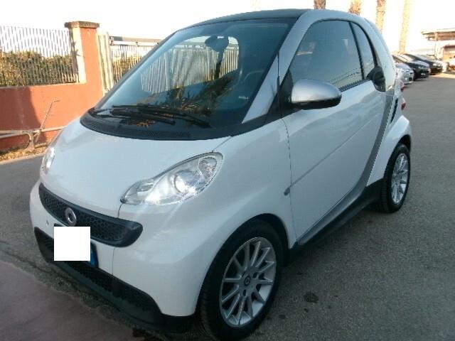 Smart ForTwo 1000 52 kW coupé limited two